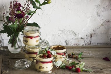  Ide Bisnis Dessert in Jar, Manisnya Peluang di Dalam Gelas